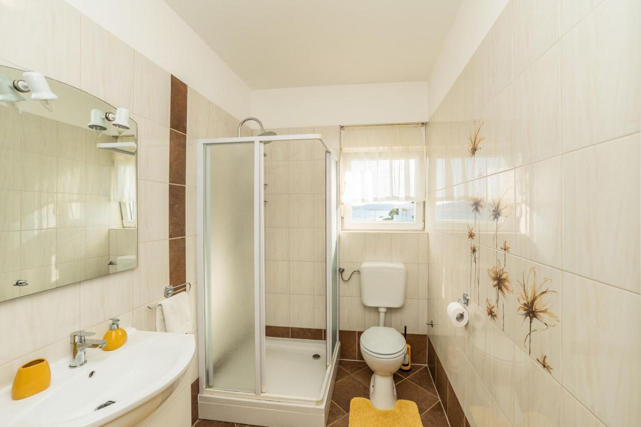 Apartments Matilda Sukosan Bagian luar foto