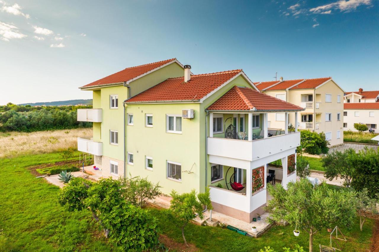 Apartments Matilda Sukosan Bagian luar foto